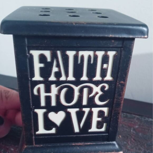 Scentsationals Tin Wall Plugin Warmer Faith Hope Love NIB - Picture 2 of 9